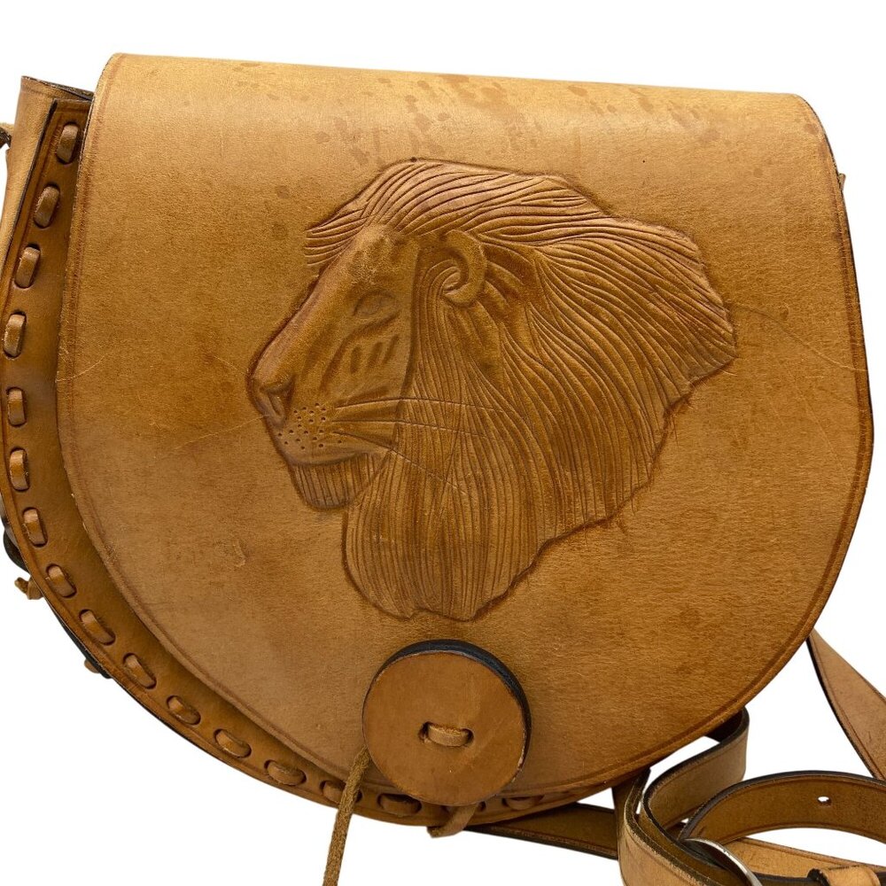 VTG African Lion tooled leather crossbody purse bag Chui Tanzania brown Adjustab